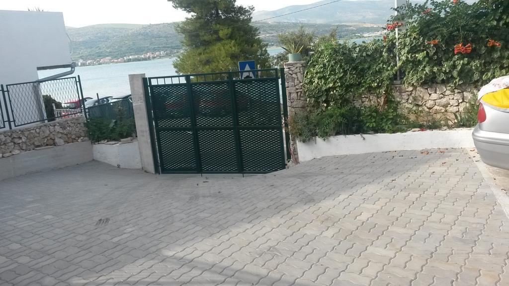 Apartments Dragan Trogir Ngoại thất bức ảnh
