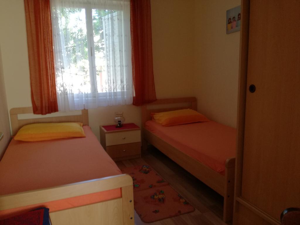 Apartments Dragan Trogir Ngoại thất bức ảnh